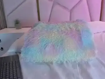 Chaturbate Nude Webcam of chloe_larson