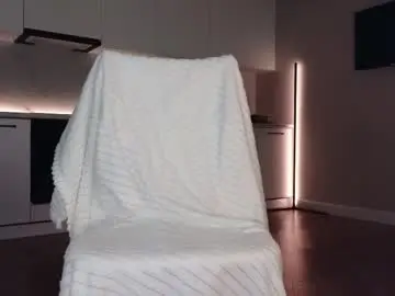 Chaturbate Best live sex cam show of ella_lee15