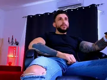 Chaturbate Free Porn Cam of mightyaaron