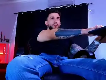 Chaturbate Adult Webcams of mightyaaron
