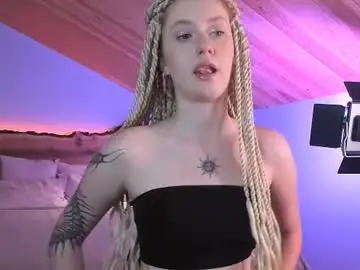 Chaturbate Live Sex Cam of nerissa_xo
