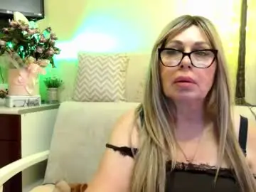 Chaturbate Best live sex cam show of susiexnoreen
