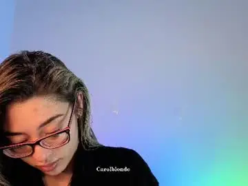 Chaturbate Nude Webcam of carolblonde
