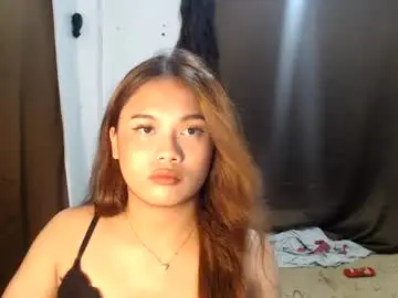Chaturbate Live Sex Cam of naughtyhot_samie19