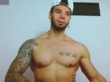 Chaturbate Sex Cam of troy_walker7