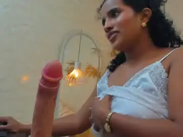 Chaturbate Live Sex Cam of horny_curlss