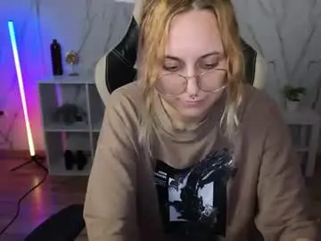 Chaturbate Nude Webcam of holly_pollyy