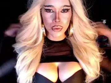 Chaturbate Sex Cam of mylovingsofia