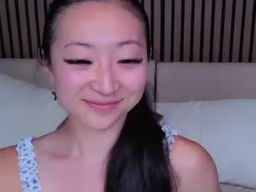 Chaturbate Live Sex Cam of mysweetsofie1