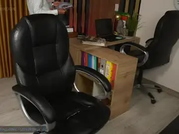 Chaturbate Live Sex Cam of secretary_bj