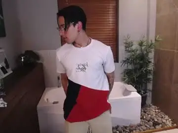 Chaturbate Sex Cam of andyjoy_