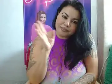 Chaturbate Live Sex of mia_squirt_big