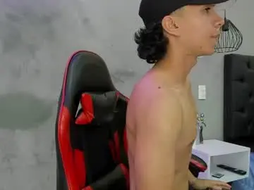 Chaturbate Live Sex of ricky_backus