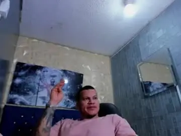 Chaturbate Best live sex cam show of tyleer_scot