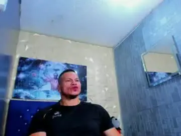 Chaturbate Watch Live Sex Cams of tyleer_scot