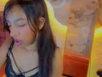 Chaturbate Sex Chat of adarasuri_v