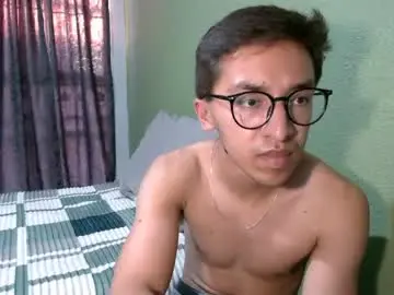 Chaturbate Best live sex cam show of aleexrune