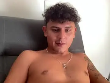 Chaturbate Free Porn Cam of bob_pettersonn