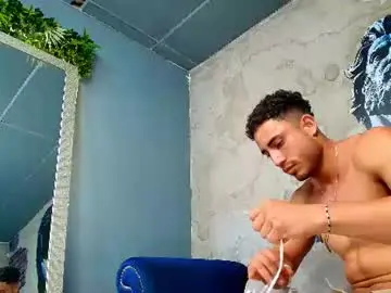 Chaturbate Live Sex Cam of vans_ross