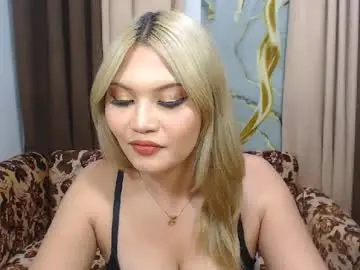Chaturbate Live Sex Cam of youungsextdeity