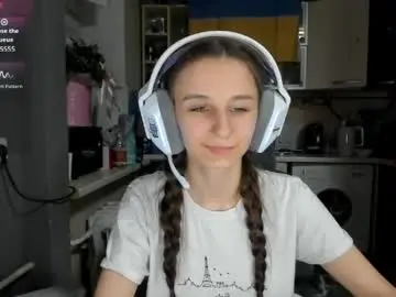Chaturbate Live Sex Cam of _nika_kik