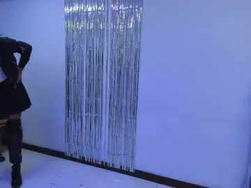Chaturbate Free Live Porn of aisha_hotts777