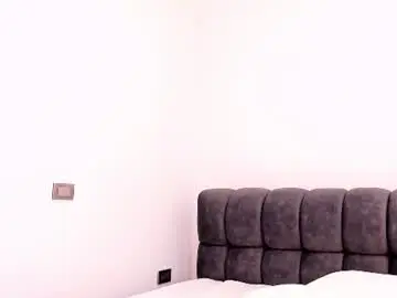 Chaturbate Live Sex of alessia12_