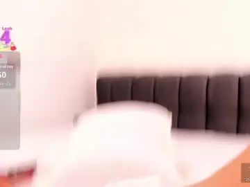 Chaturbate Live Sex of alessia12_