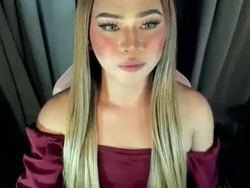 Chaturbate Live Sex Cam of fuckdoll_rain