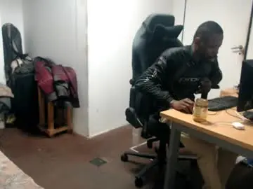 Chaturbate Live Sex of masterdomfuck