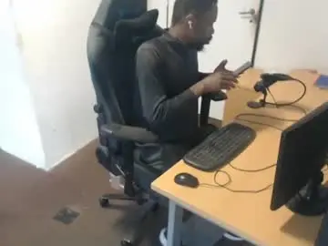 Chaturbate Live Sex Cam of masterdomfuck