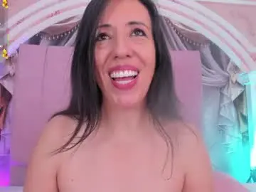 Chaturbate Live Sex Cam of bonnie__milf