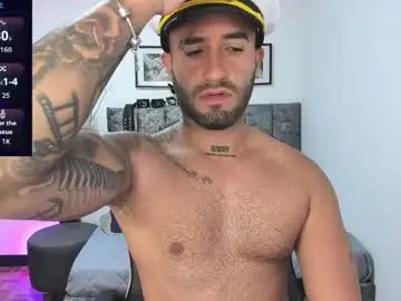 Chaturbate Live Sex Cam of joegrex