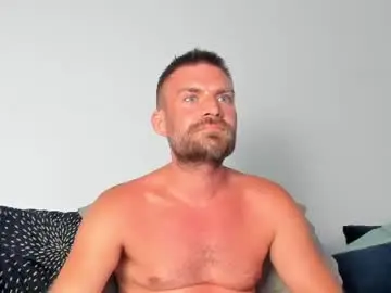Chaturbate Free Live Porn of 10in_deluxe
