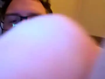 Chaturbate Nude Webcam of bridgeedude28