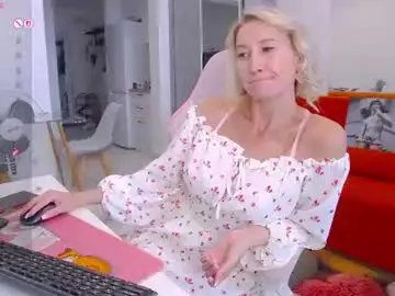 Chaturbate Free Porn Cam of marysantamonika