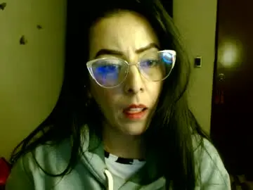 Chaturbate Watch Live Sex Cams of ela_3611