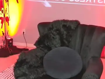 Chaturbate Best live sex cam show of evadragone