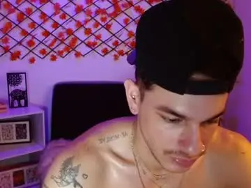 Chaturbate Watch Live Sex Cams of juan023_