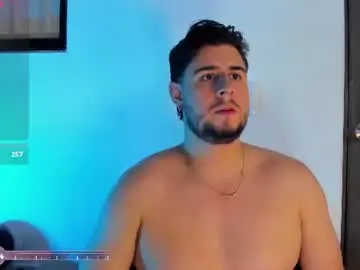 Chaturbate Live Sex Cam of ryan_evannss_