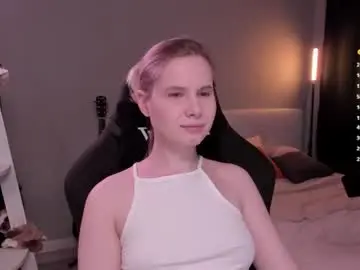 Chaturbate Live Sex Cam of imnotmia