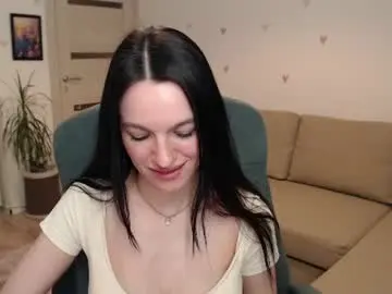 Chaturbate Live Sex Cam of lilliyves