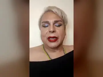 Chaturbate Live Sex Cam of sabrinalong9999