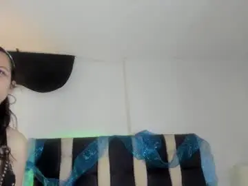 Chaturbate Adult Webcams of valery_hot692