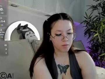 Chaturbate Live Porn of kira_be11