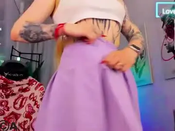 Chaturbate Live Sex Cam of lisa_rabbit
