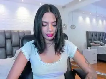 Chaturbate Adult Video Chat of saracorraless