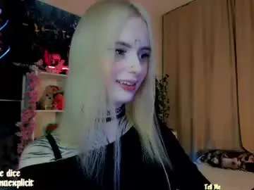 Chaturbate Free Porn Cam of snake_bites