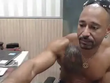 Chaturbate Best live sex cam show of hebertgomes