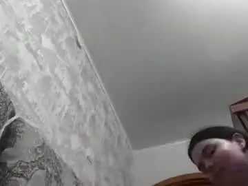 Chaturbate Live Sex Cam of loudeguise